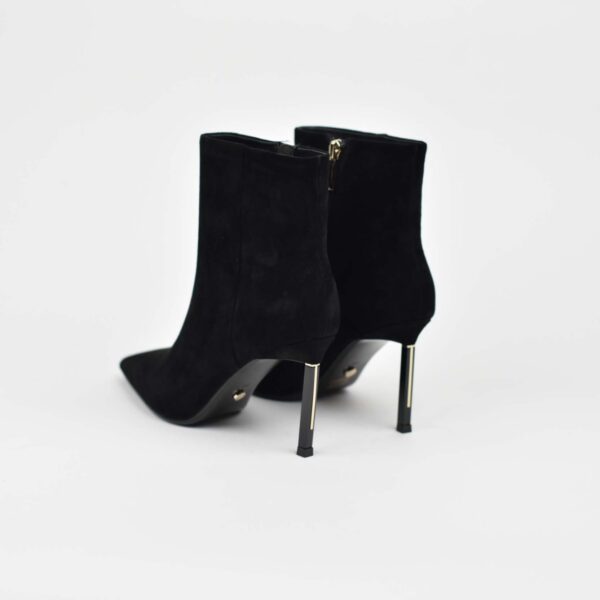 Ravelle T-022