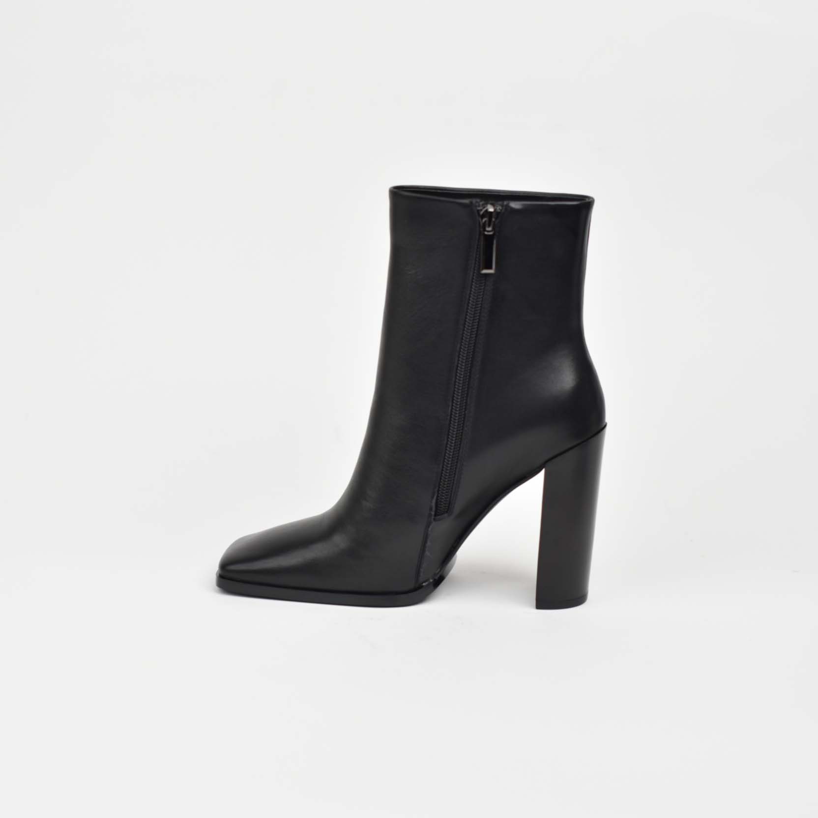 Luxe Noir T-013 - Image 6