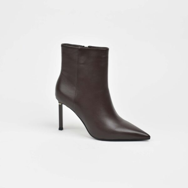 Aurevia T-016