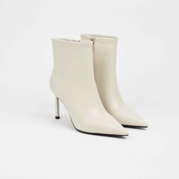 Veloura T-017